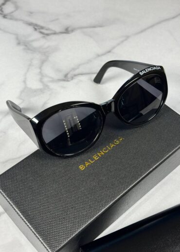 Очки Balenciaga