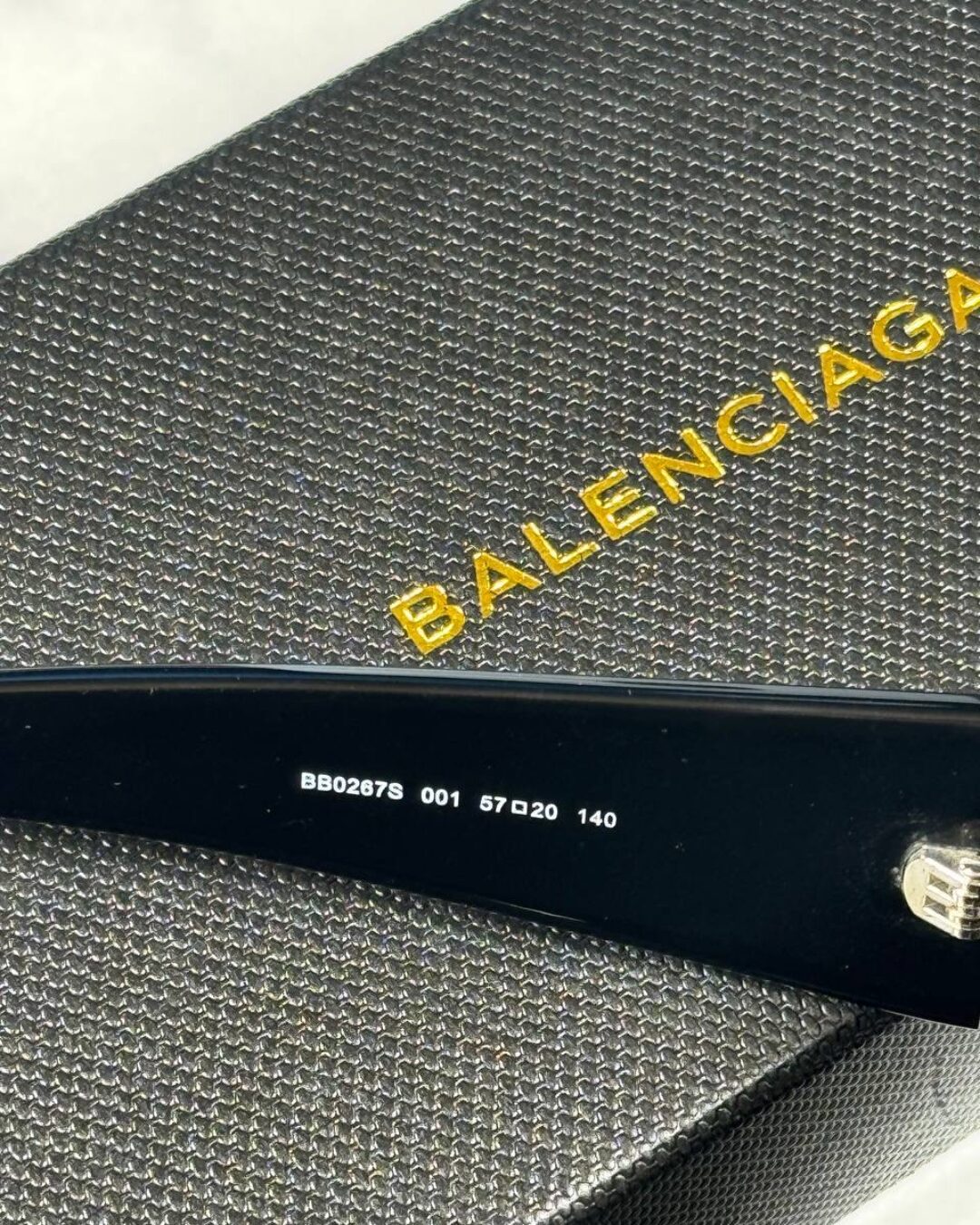 Очки Balenciaga