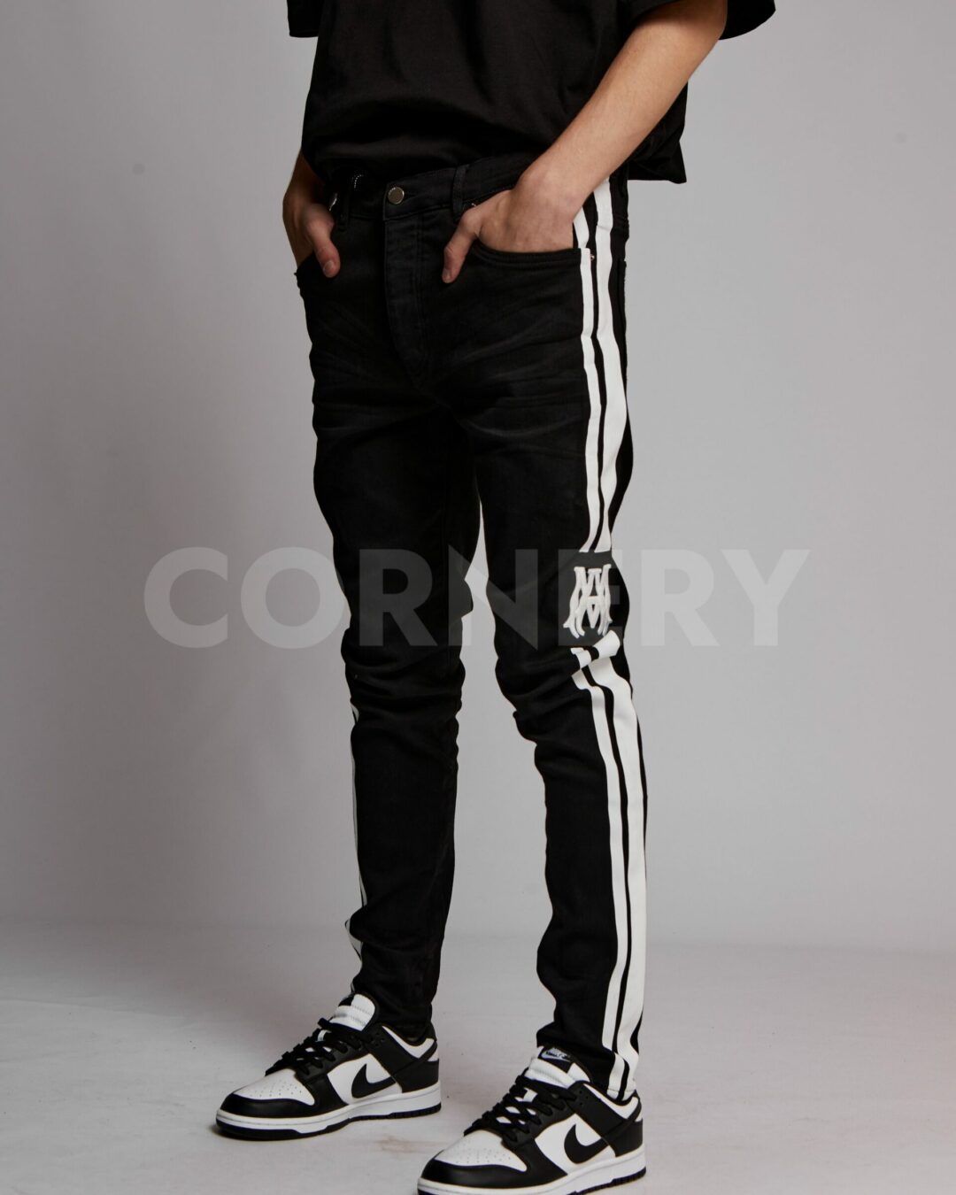 Джинсы Amiri