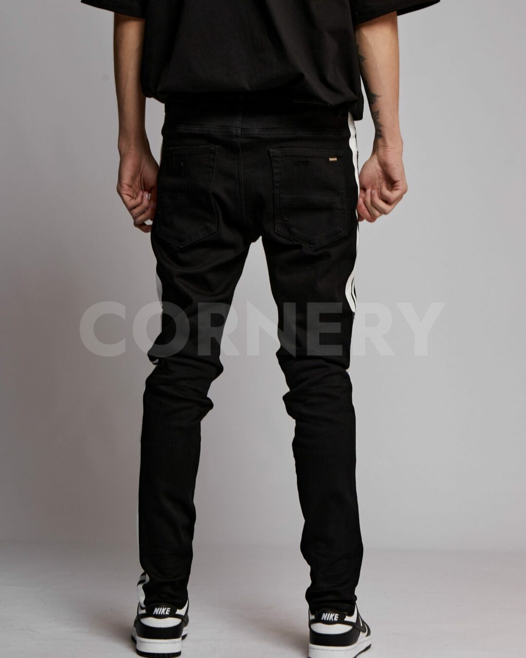 Джинсы Amiri
