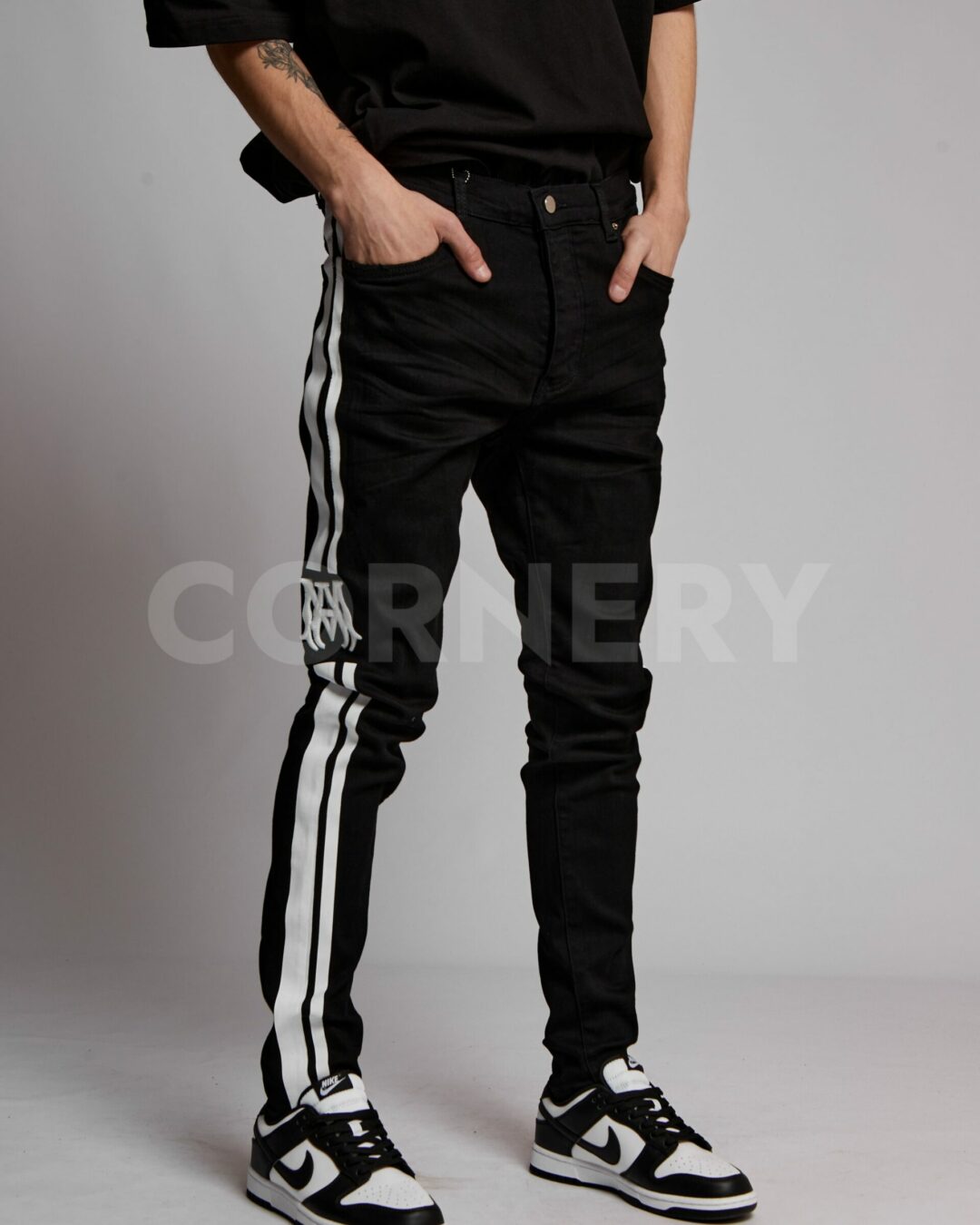 Джинсы Amiri