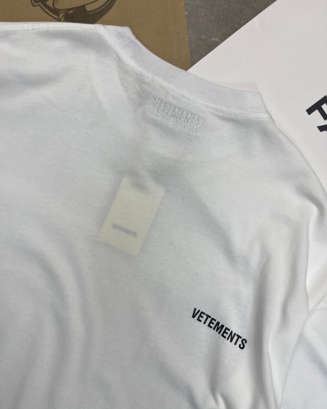 Футболка Vetements Logo — фото 9