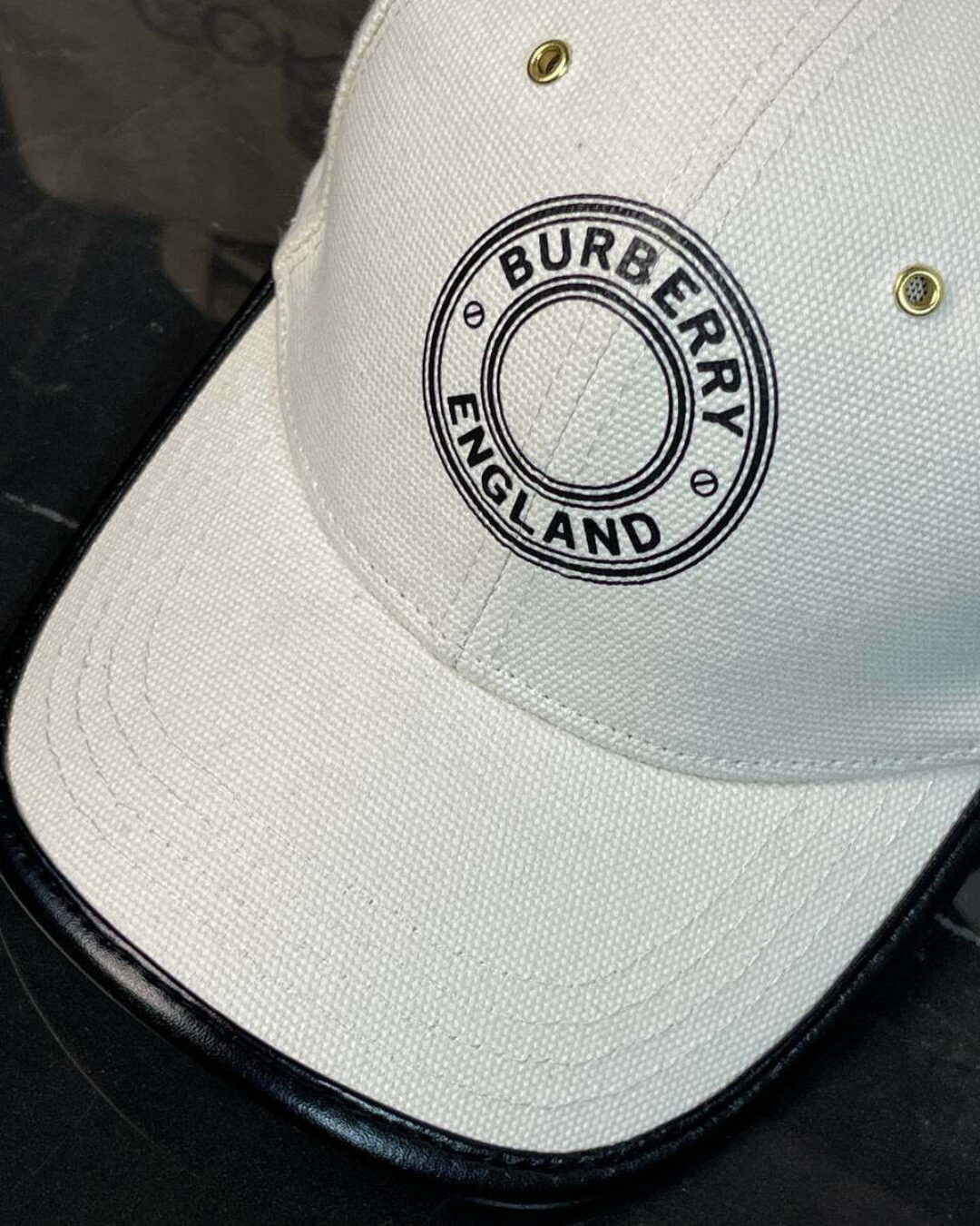 Кепка Burberry