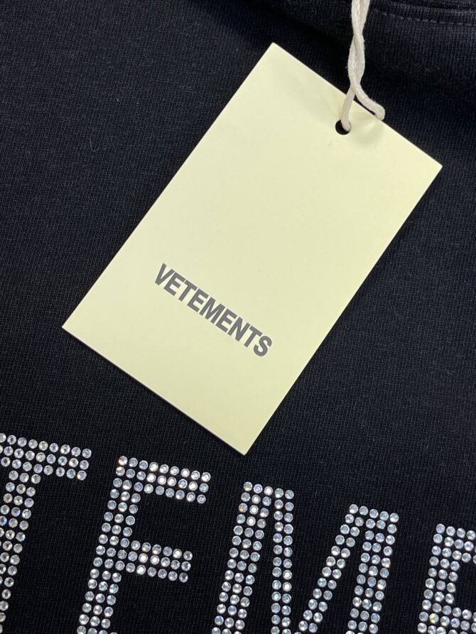 Футболка Vetements