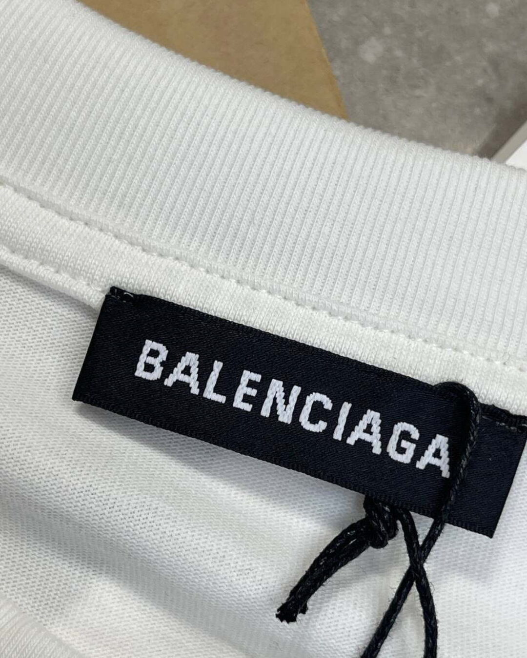 Футболка Balenciaga — фото 5