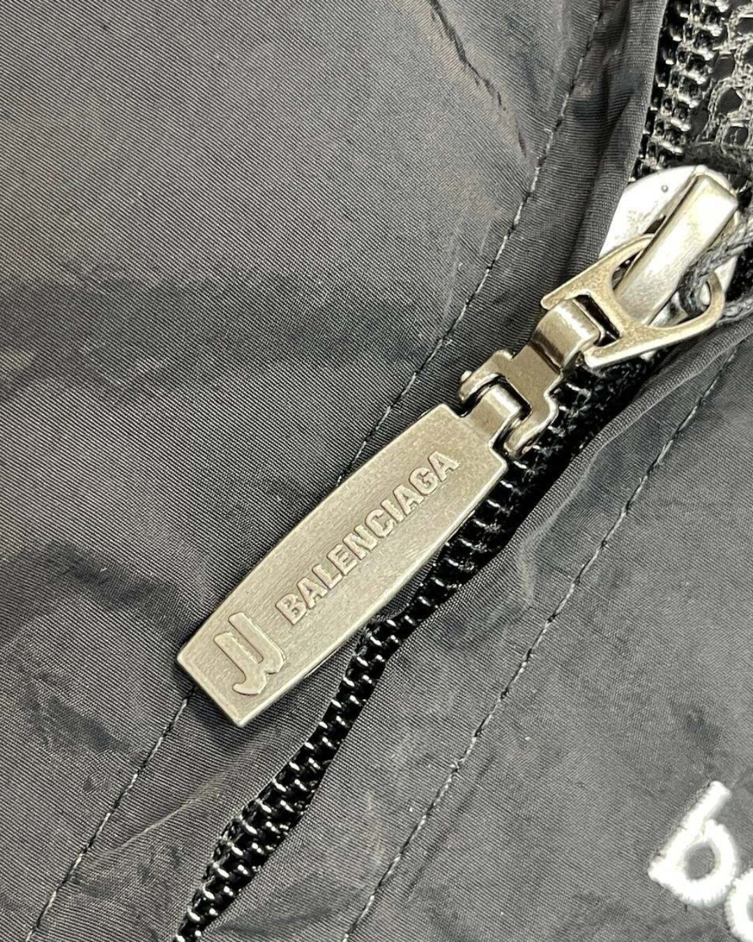 Ветровка Balenciaga — фото 6