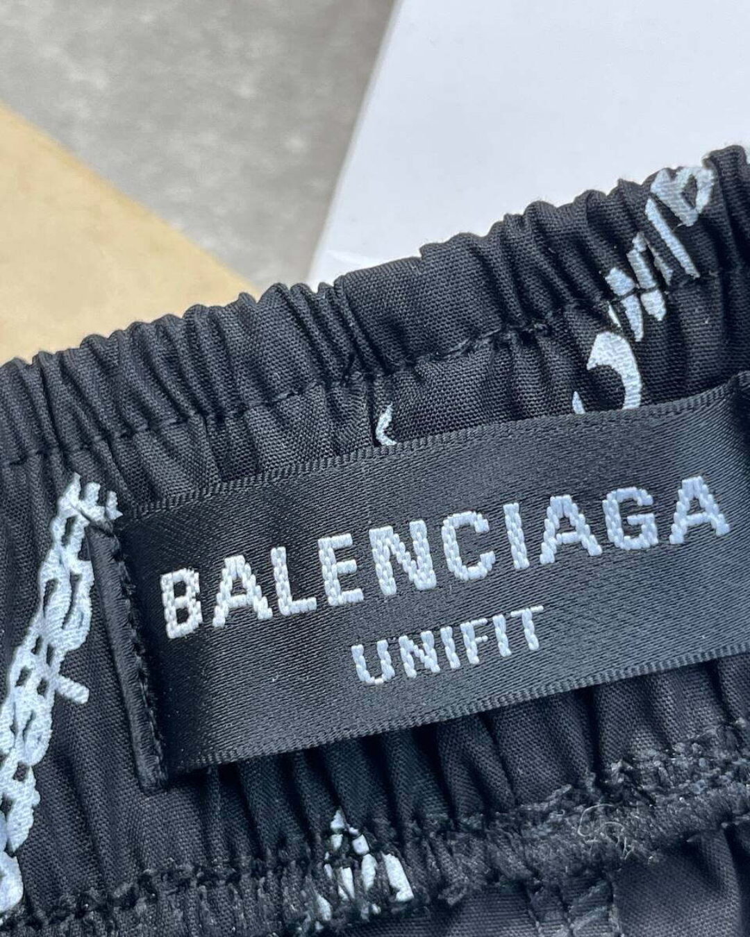 Штаны Balenciaga — фото 9