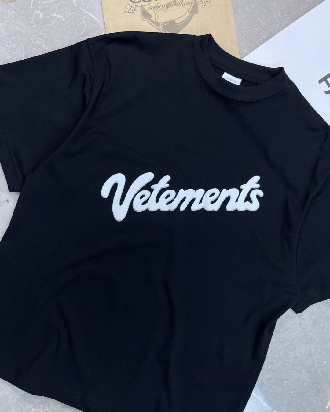 Футболка Vetements Fluffy Logo — фото 5
