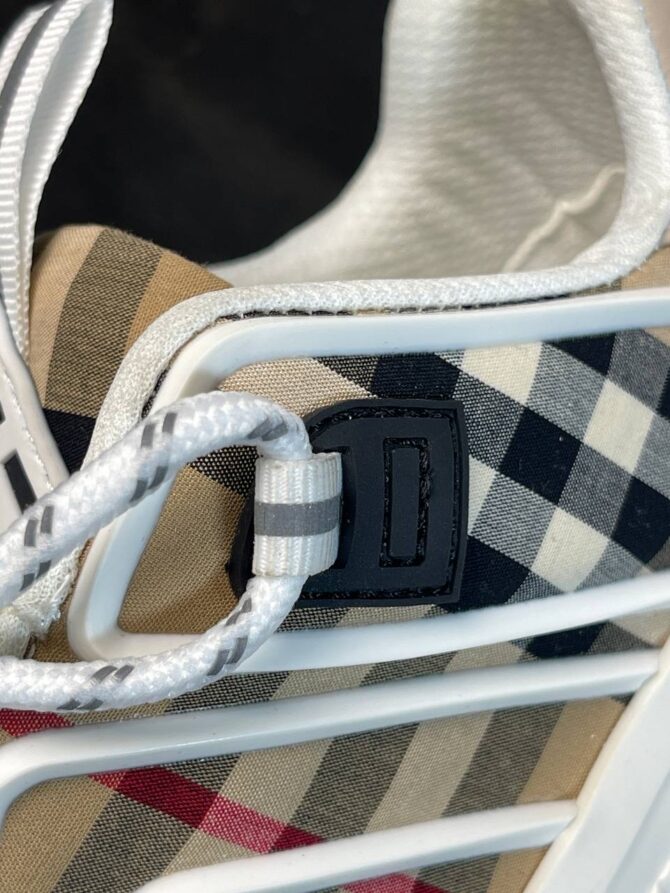 Кроссовки Burberry
