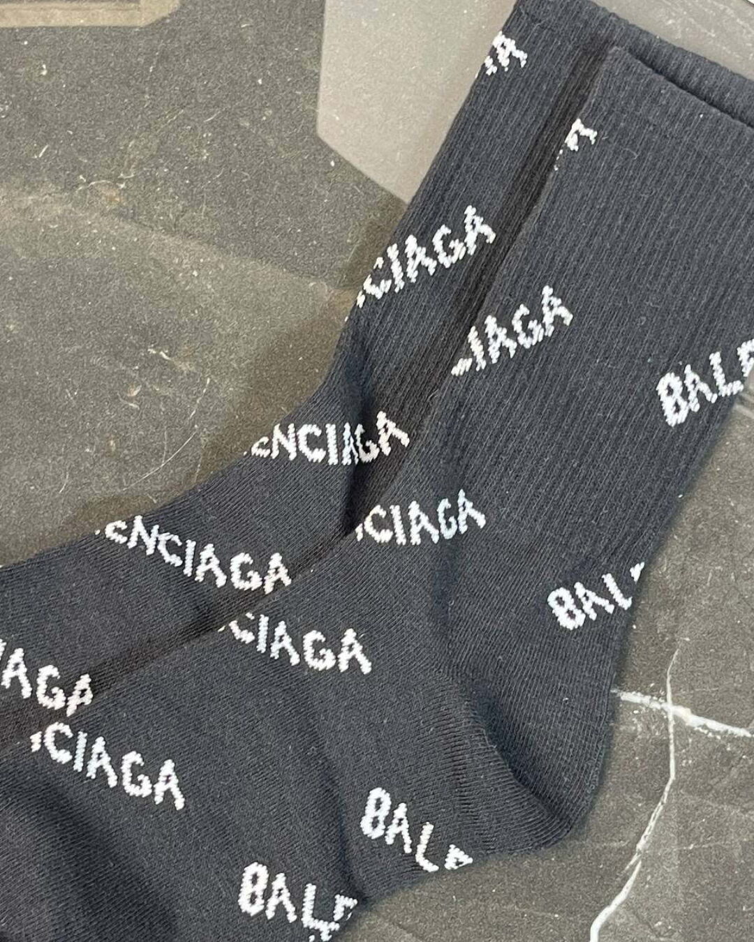 Носки Balenciaga