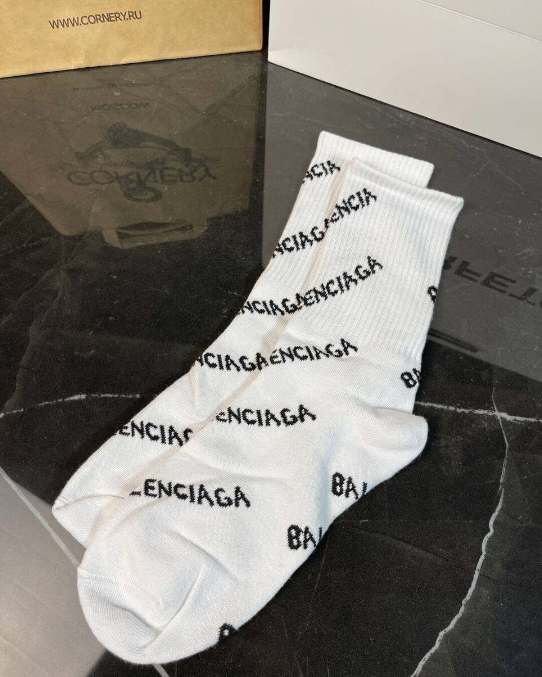 Носки Balenciaga