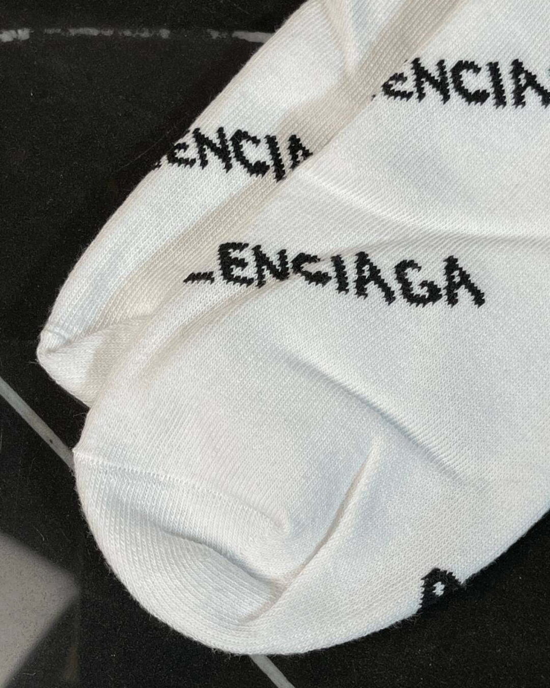 Носки Balenciaga
