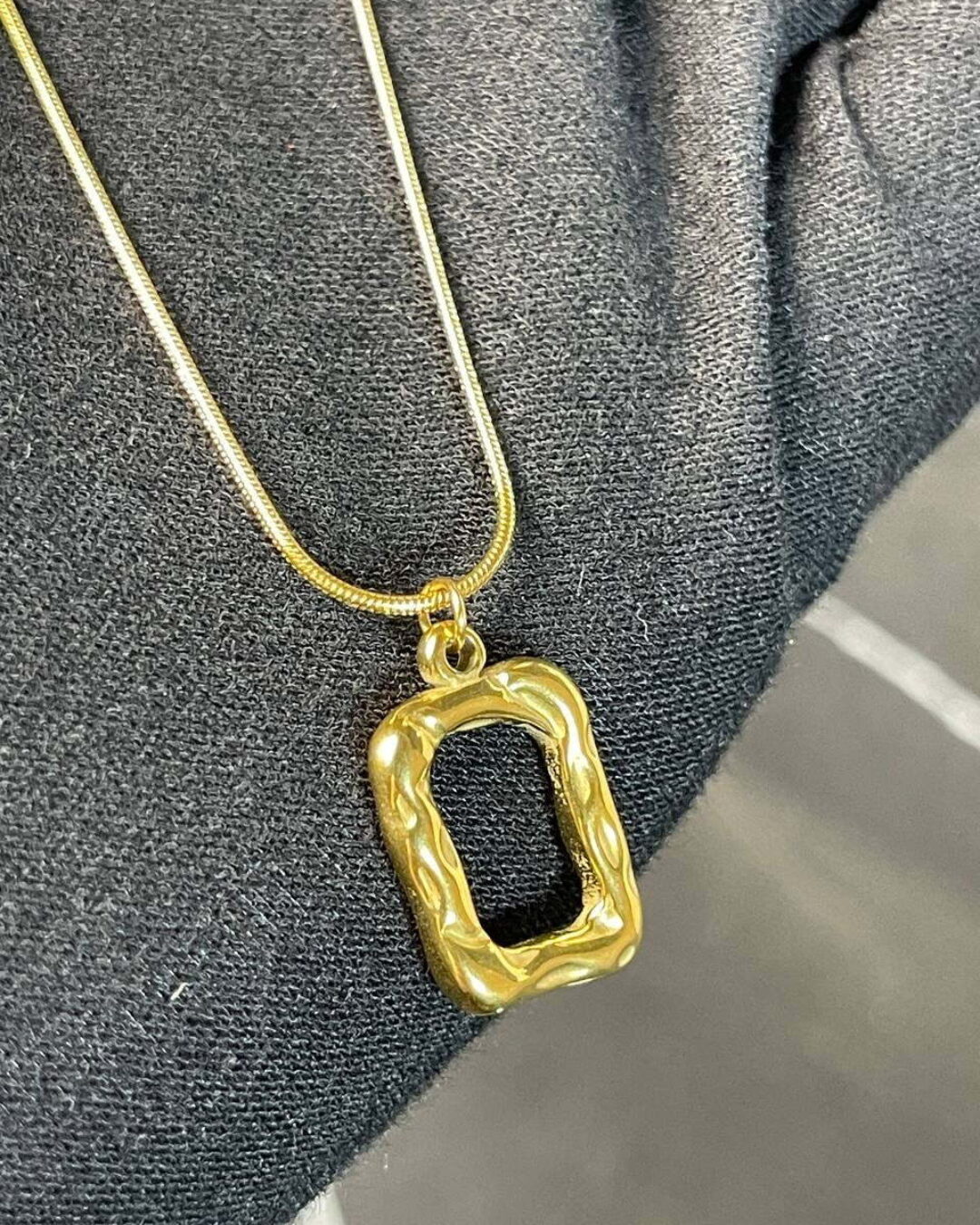 Колье Louis Vuitton
