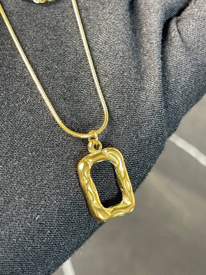 Колье Louis Vuitton
