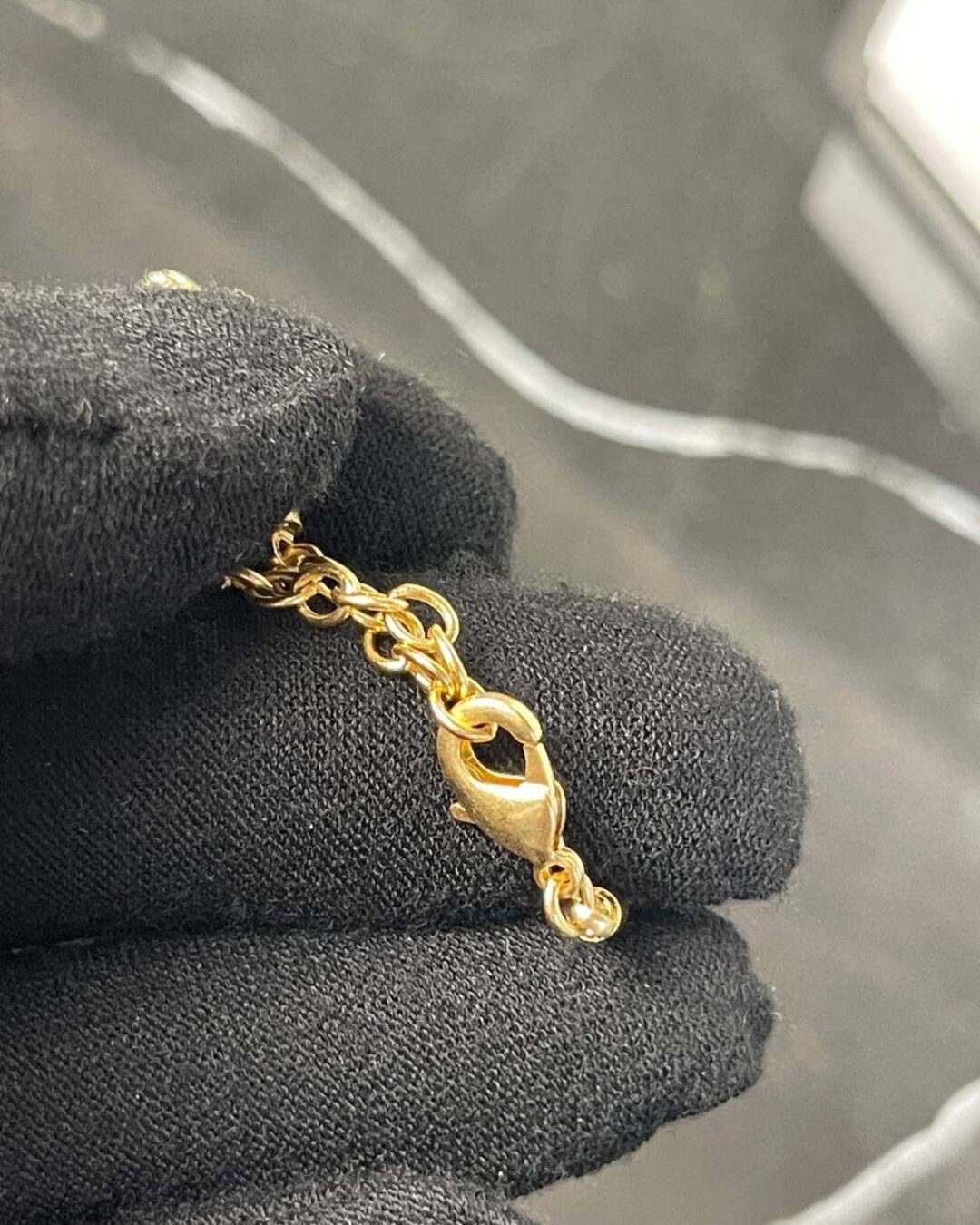 Колье Versace
