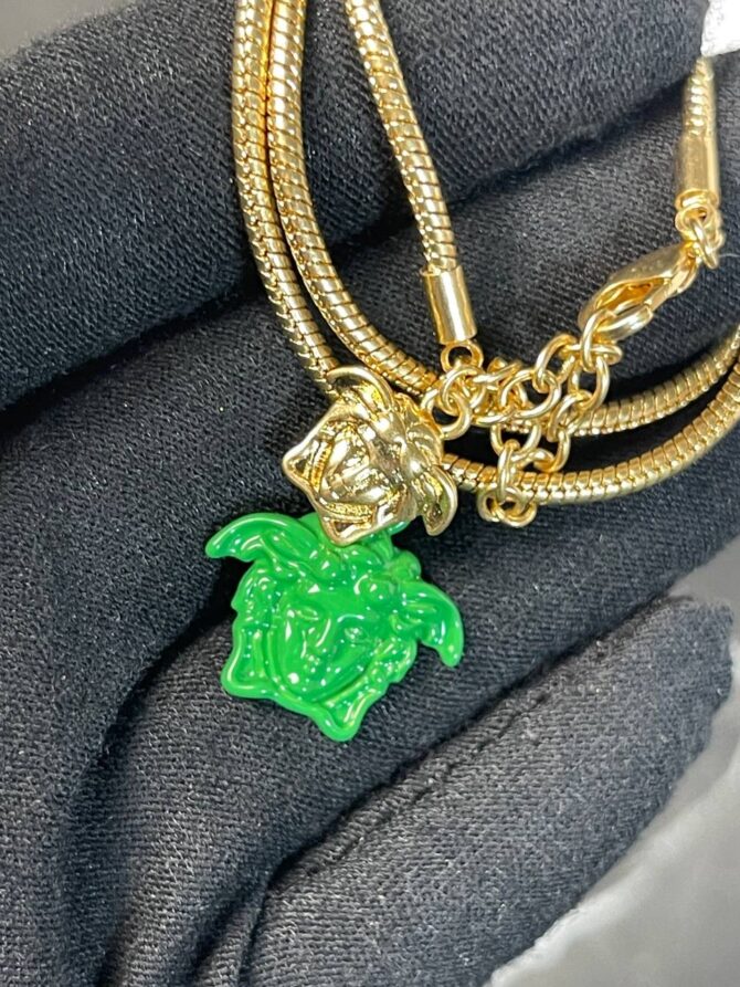 Колье Versace