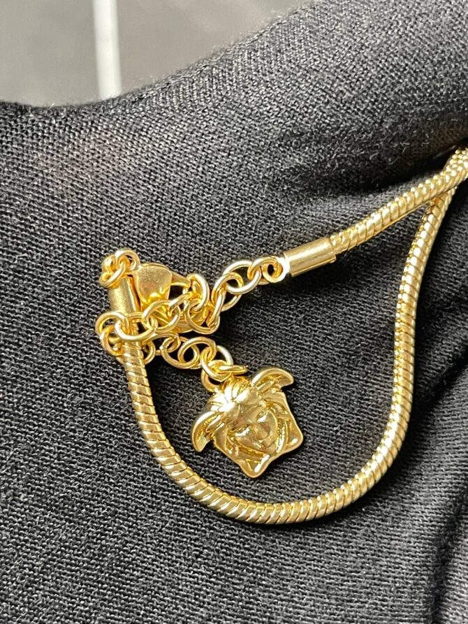 Колье Versace