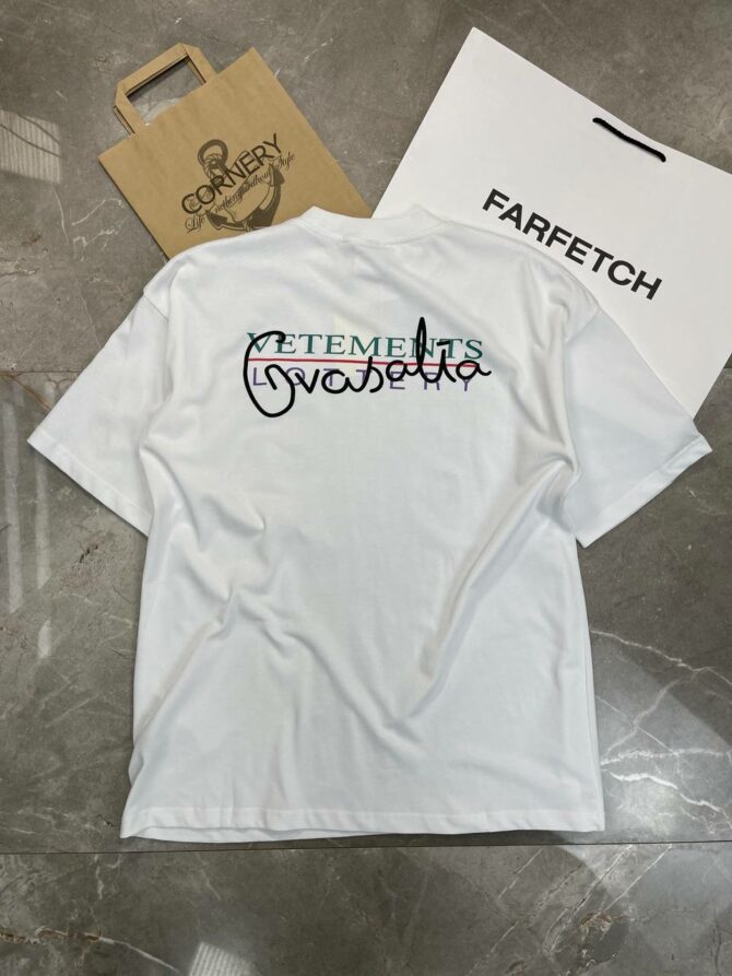 Футболка Vetements