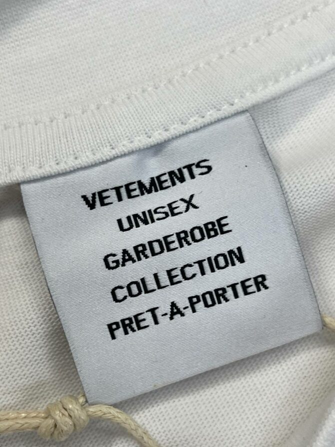 Футболка Vetements