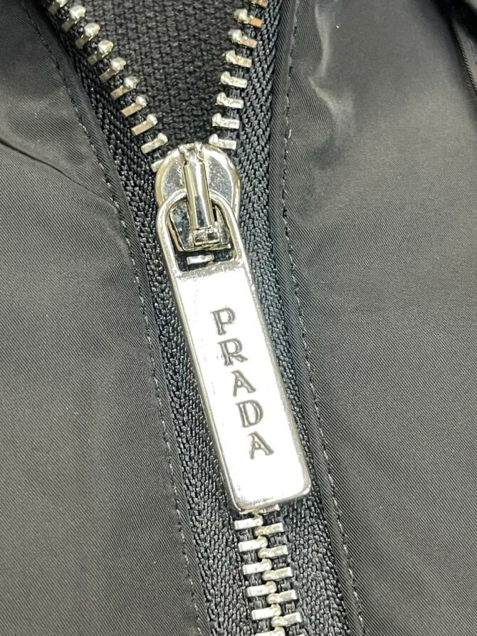 Бомбер Prada