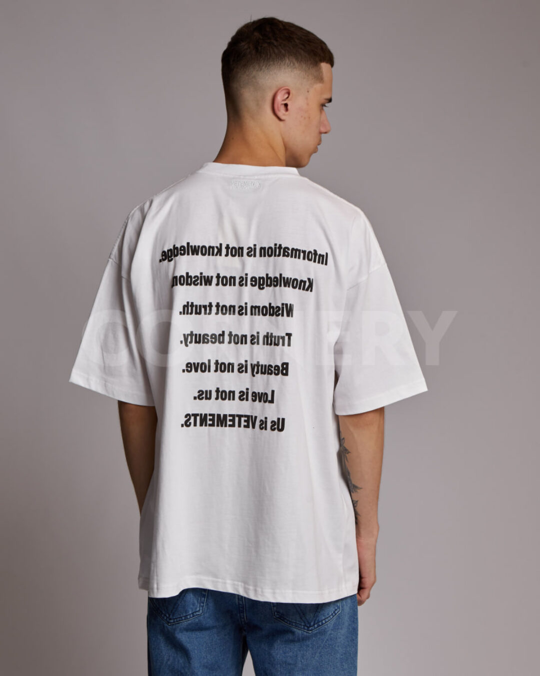 Футболка Vetements Knowledge — фото 2