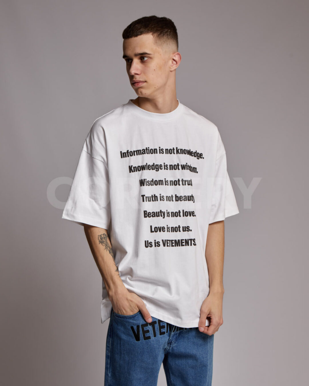Футболка Vetements Knowledge — фото 5