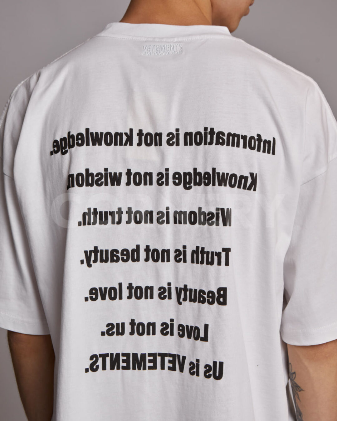Футболка Vetements Knowledge — фото 8