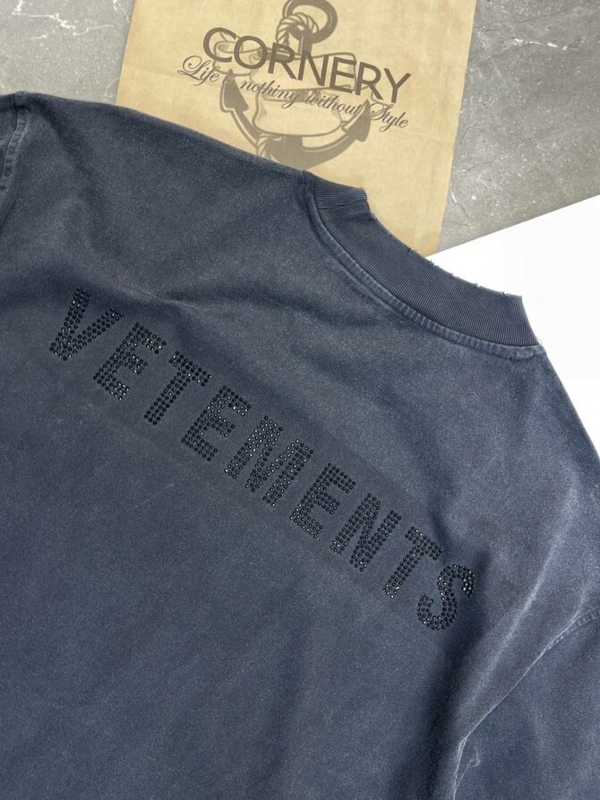 Футболка Vetements