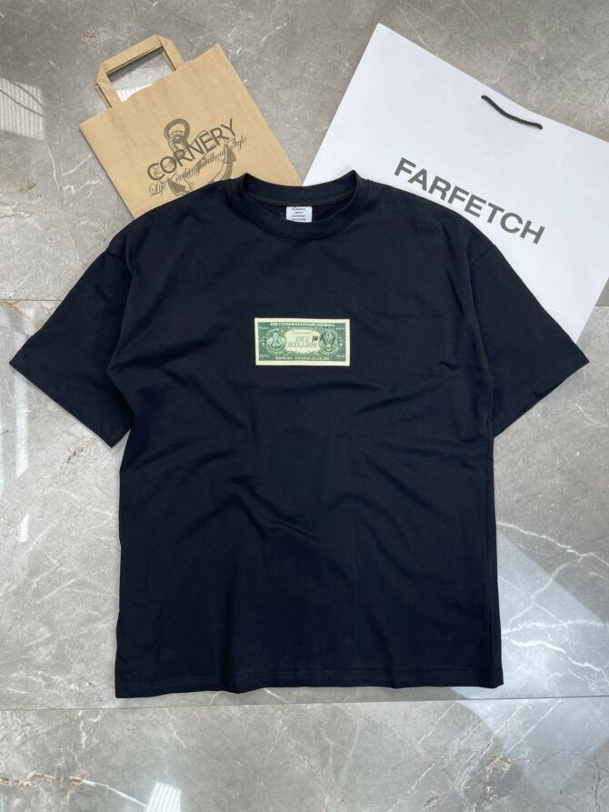 Футболка Vetements