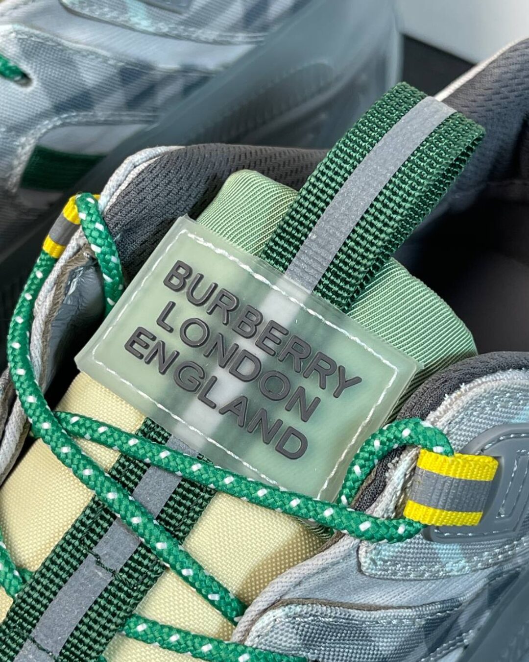 Кроссовки Burberry — фото 4