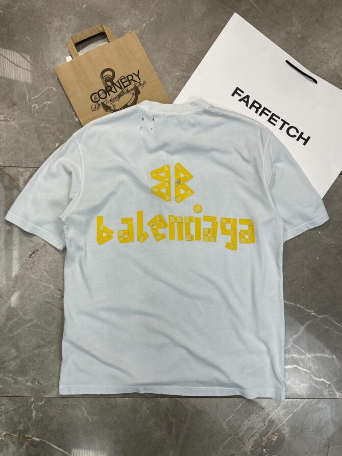 Футболка Balenciaga