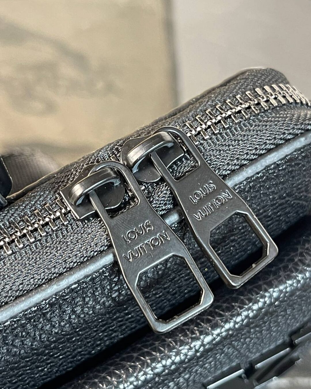 Сумка Louis Vuitton