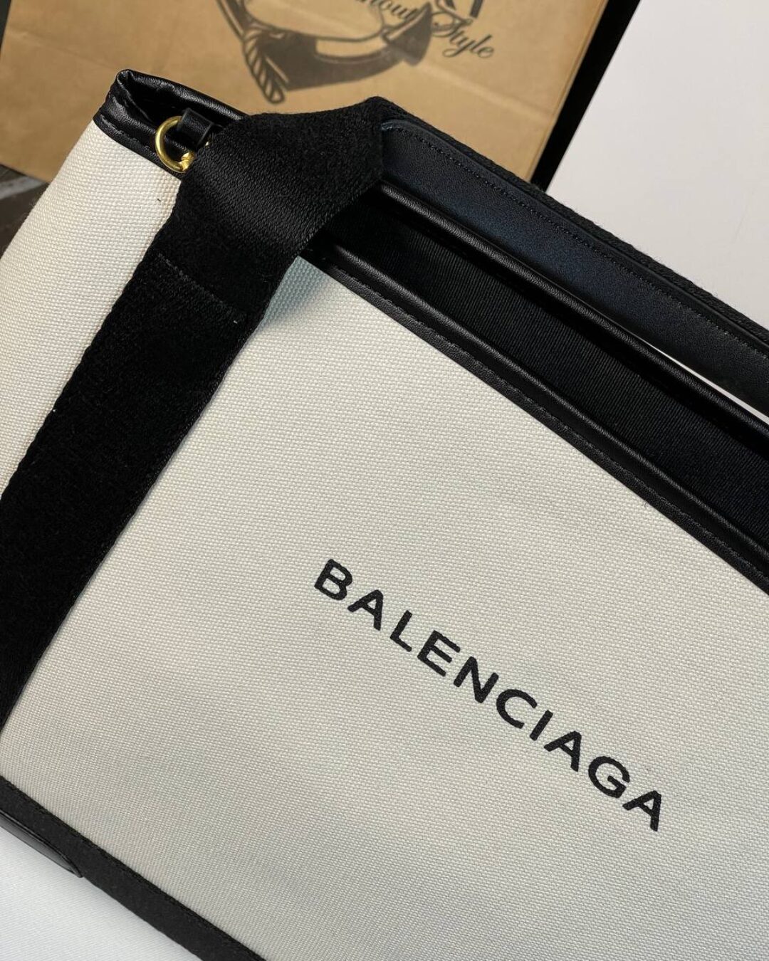Сумка Balenciaga Navy Cabas XS — фото 4
