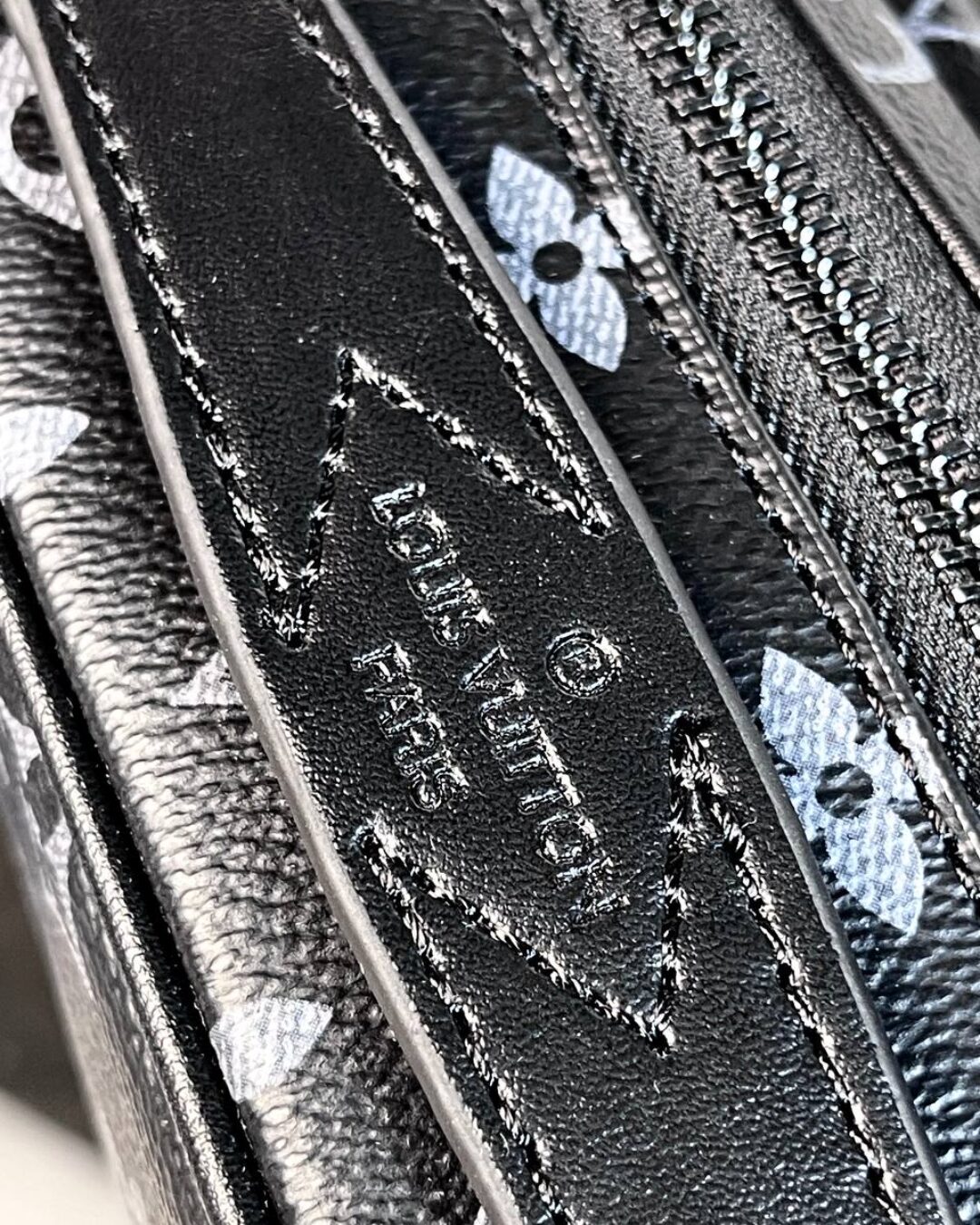 Сумка Louis Vuitton