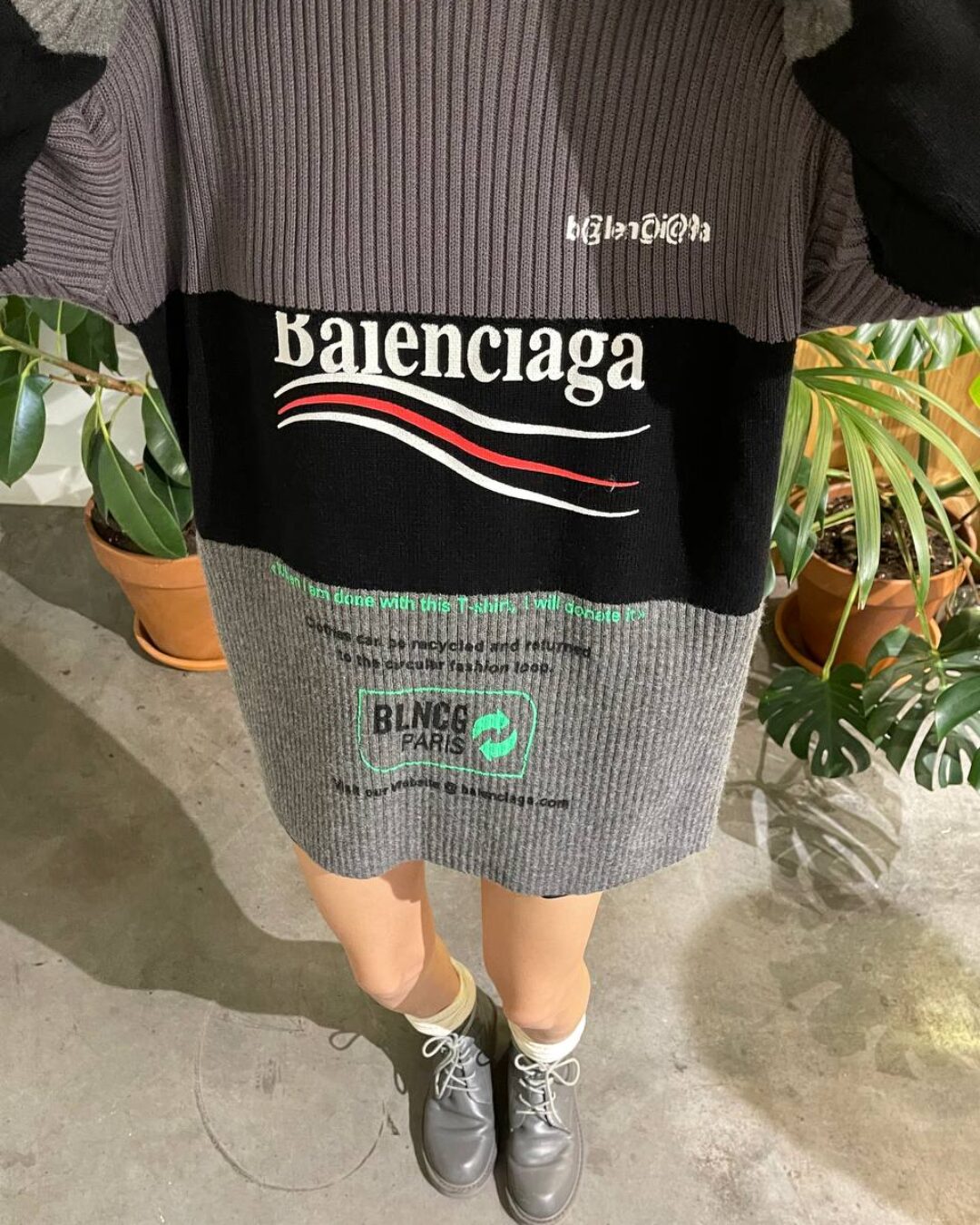 Свитер Balenciaga — фото 10