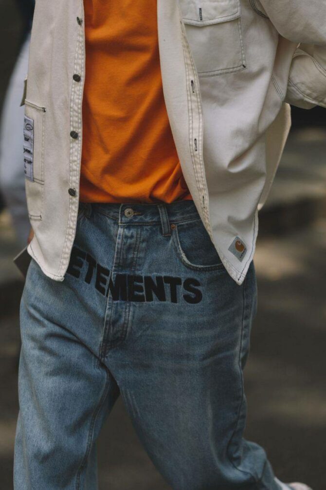 Джинсы Vetements