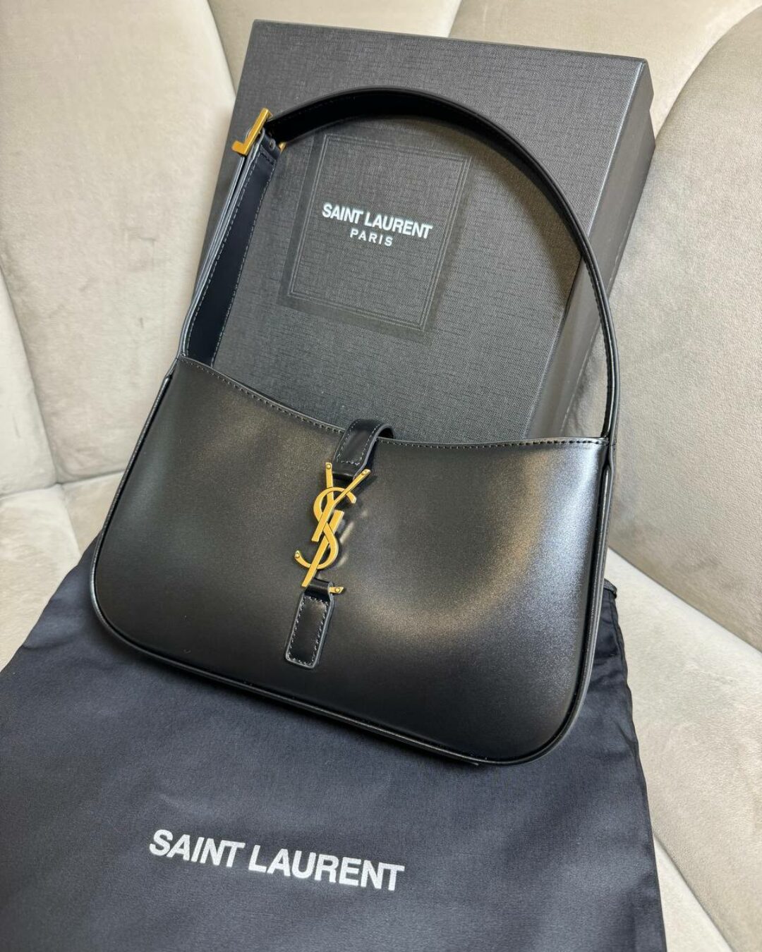 Сумка Saint Laurent Le 5 à 7 (Premium)