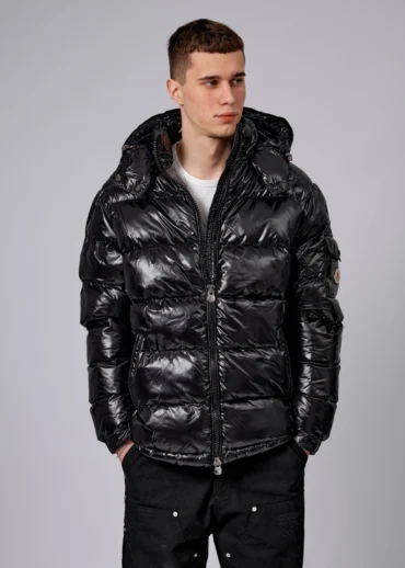 Пуховик Moncler