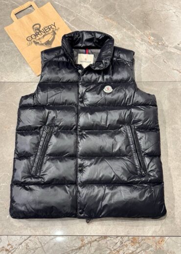 Жилет Moncler