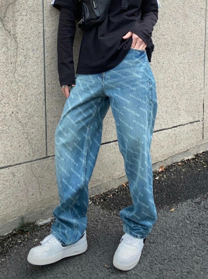 Джинсы Balenciaga