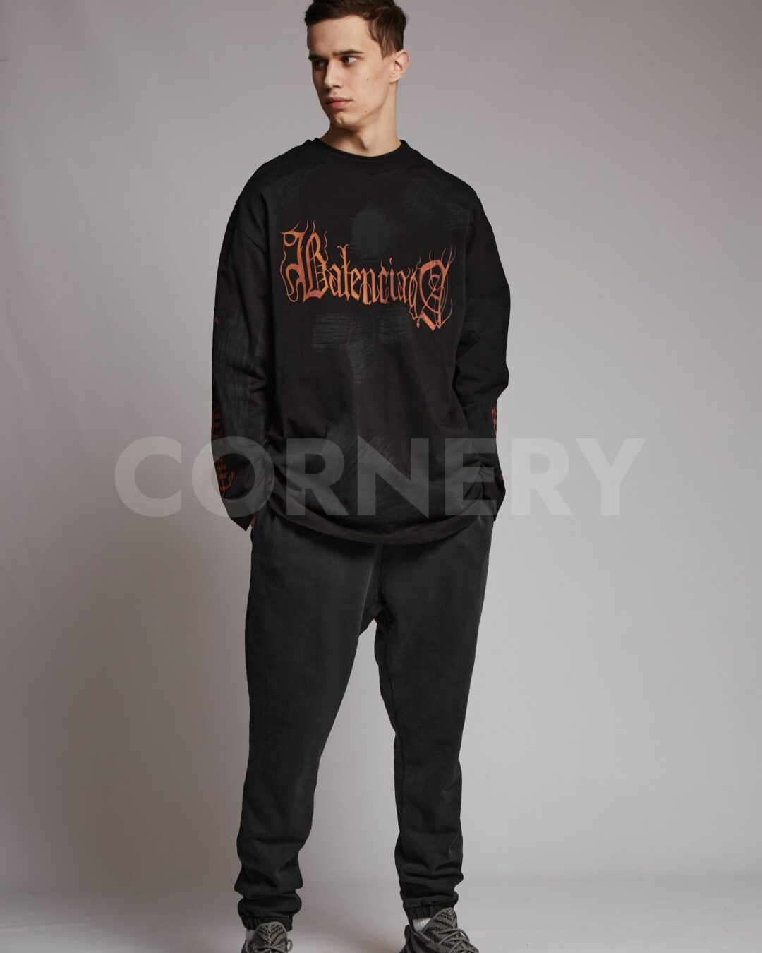 Кофта Balenciaga
