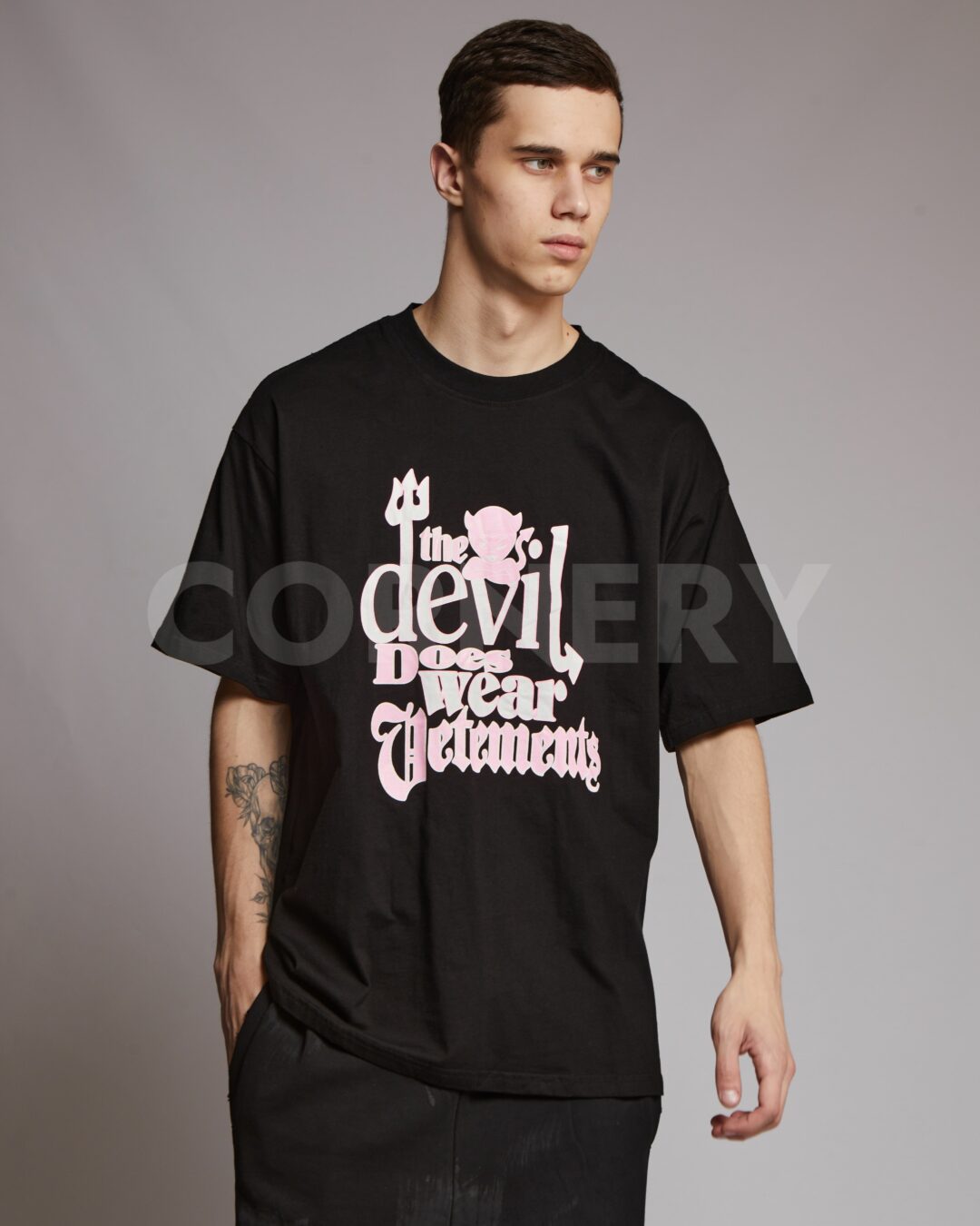 Футболка Vetements