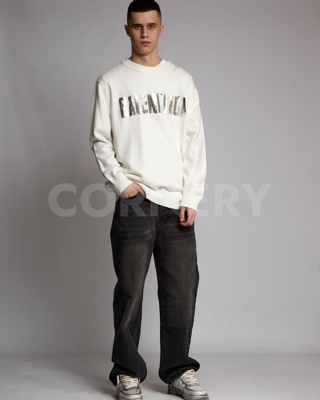 Свитер Balenciaga