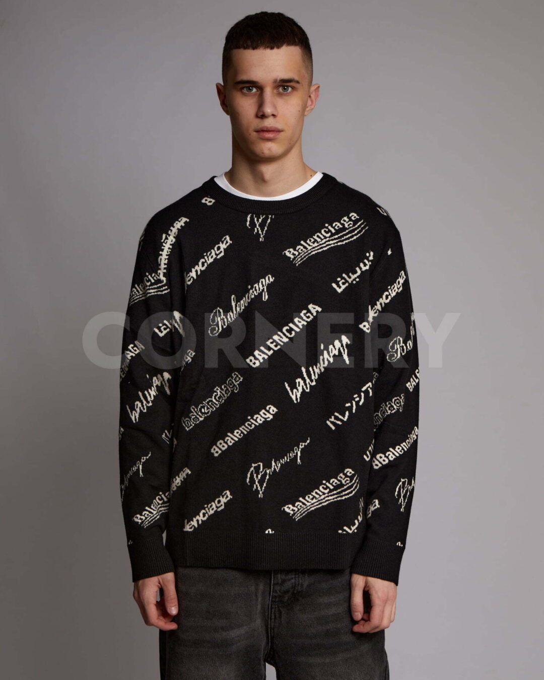 Свитер Balenciaga