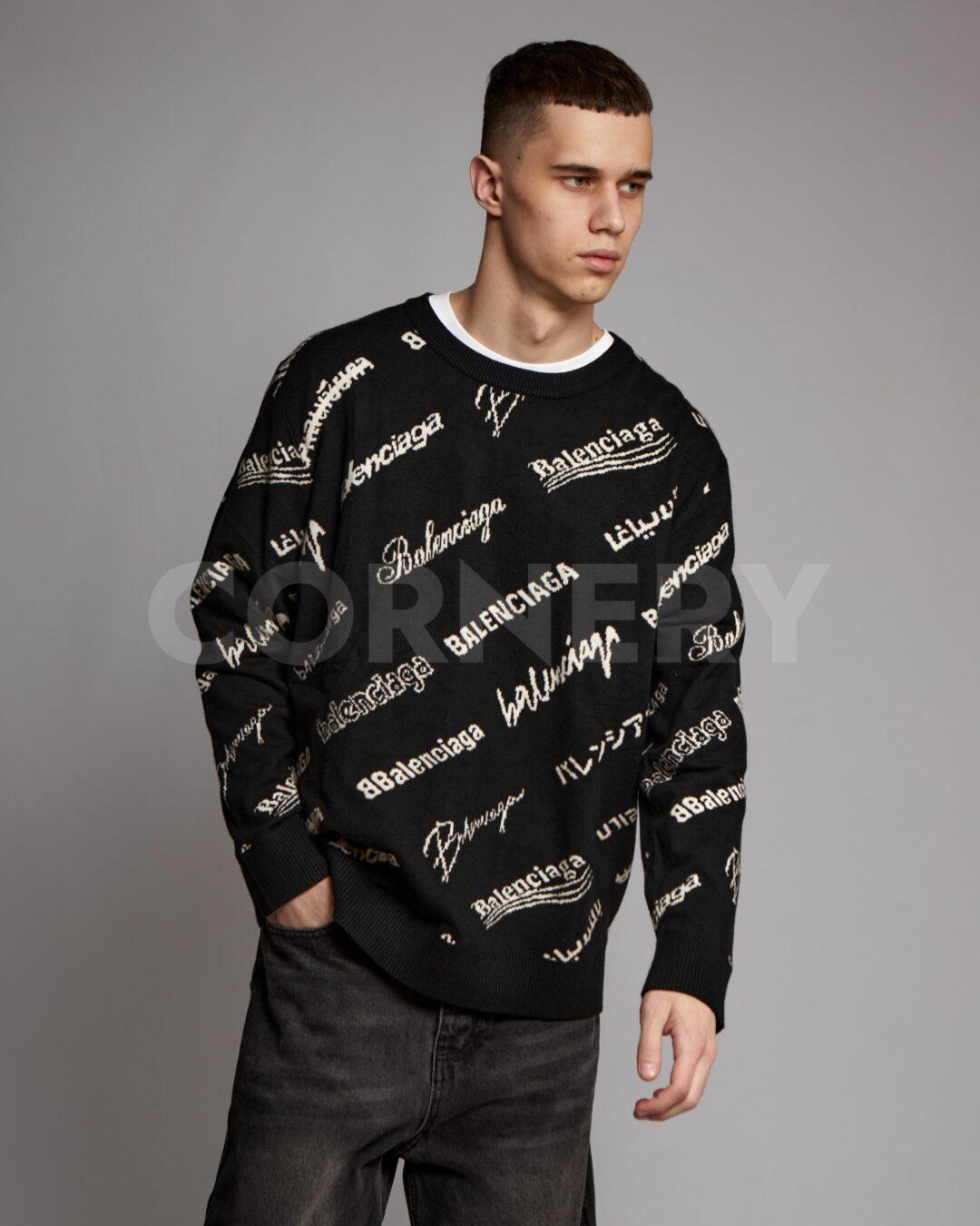 Свитер Balenciaga