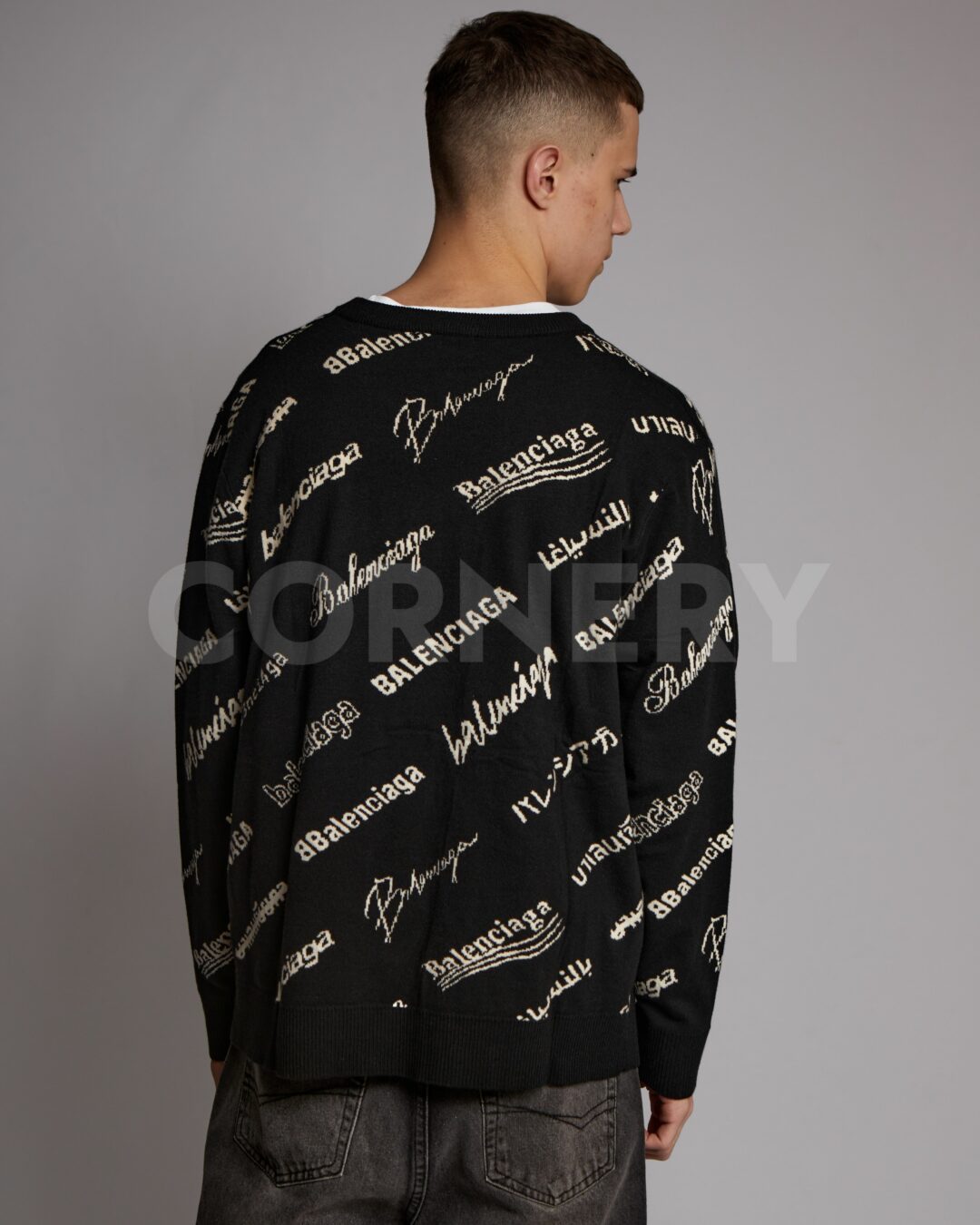 Свитер Balenciaga