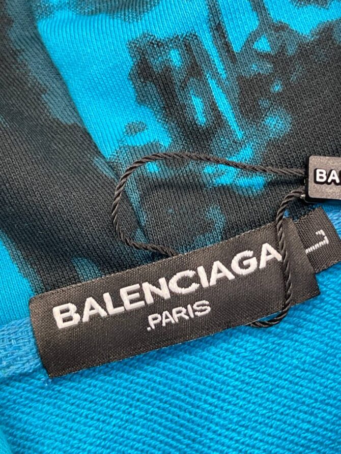 Костюм Balenciaga