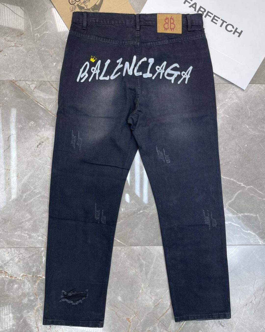 Джинсы Balenciaga — фото 2
