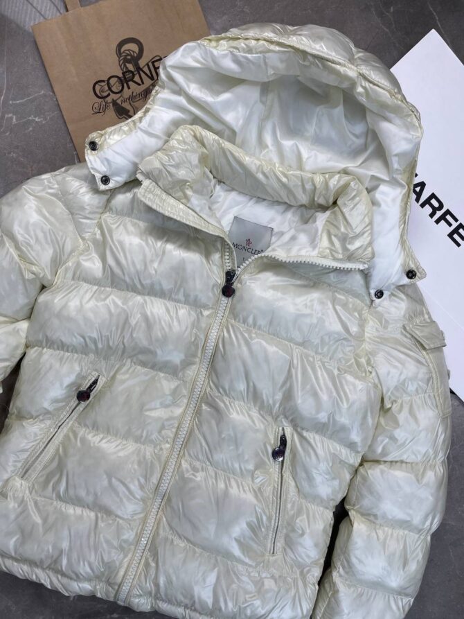 Пуховик Moncler