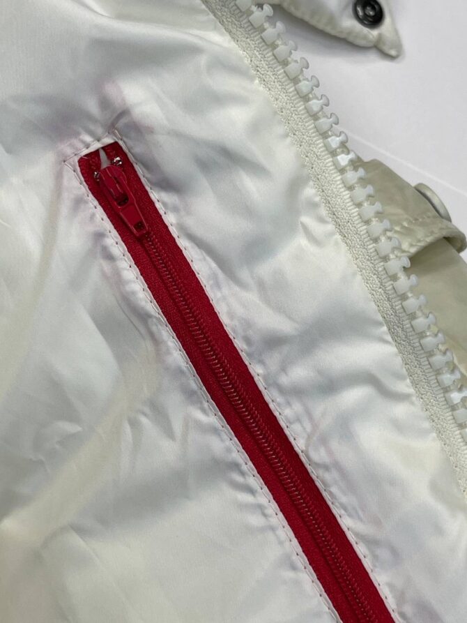 Пуховик Moncler